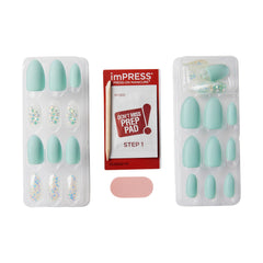 KISS imPRESS No Glue press-on nails provide easy application and gentle removal.