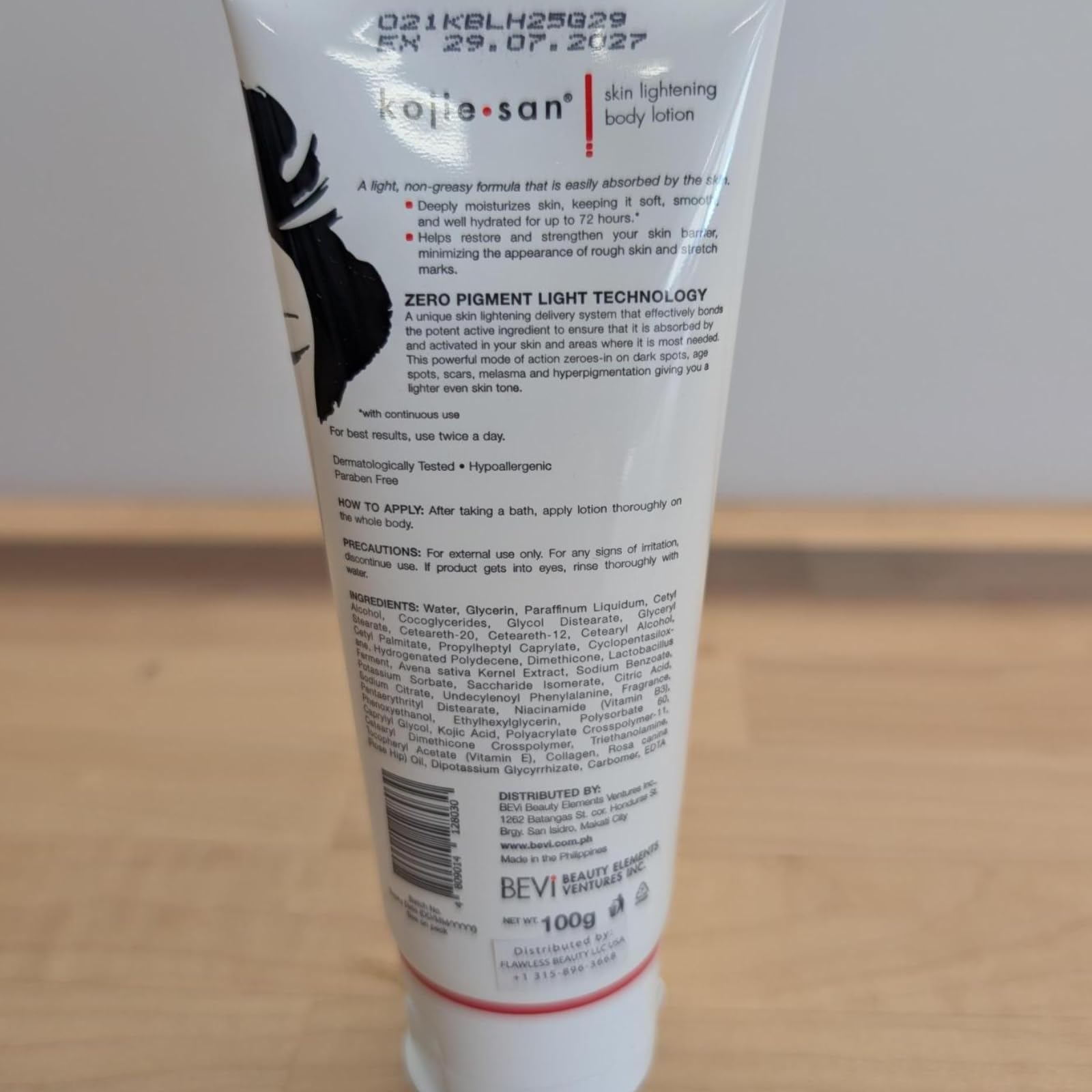 Kojie San Lotion in a convenient 100g tube.