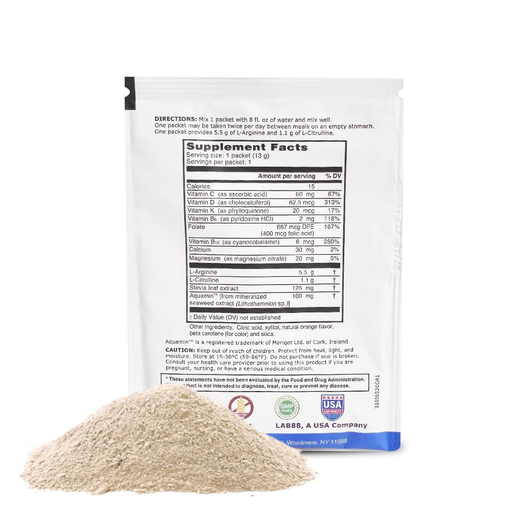 L-ARGININE PRO powder dissolving in water for quick uptake.