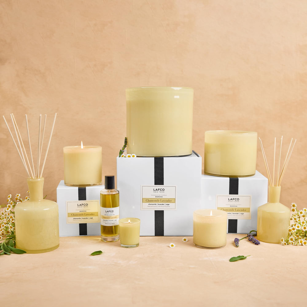 LAFCO Chamomile Lavender candle showing 90-hour burn time in a glass vessel