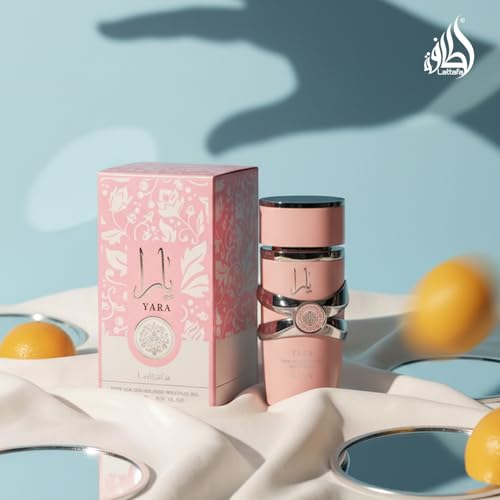 Artistic representation of the fragrance notes including vanilla, sandalwood, and musk.