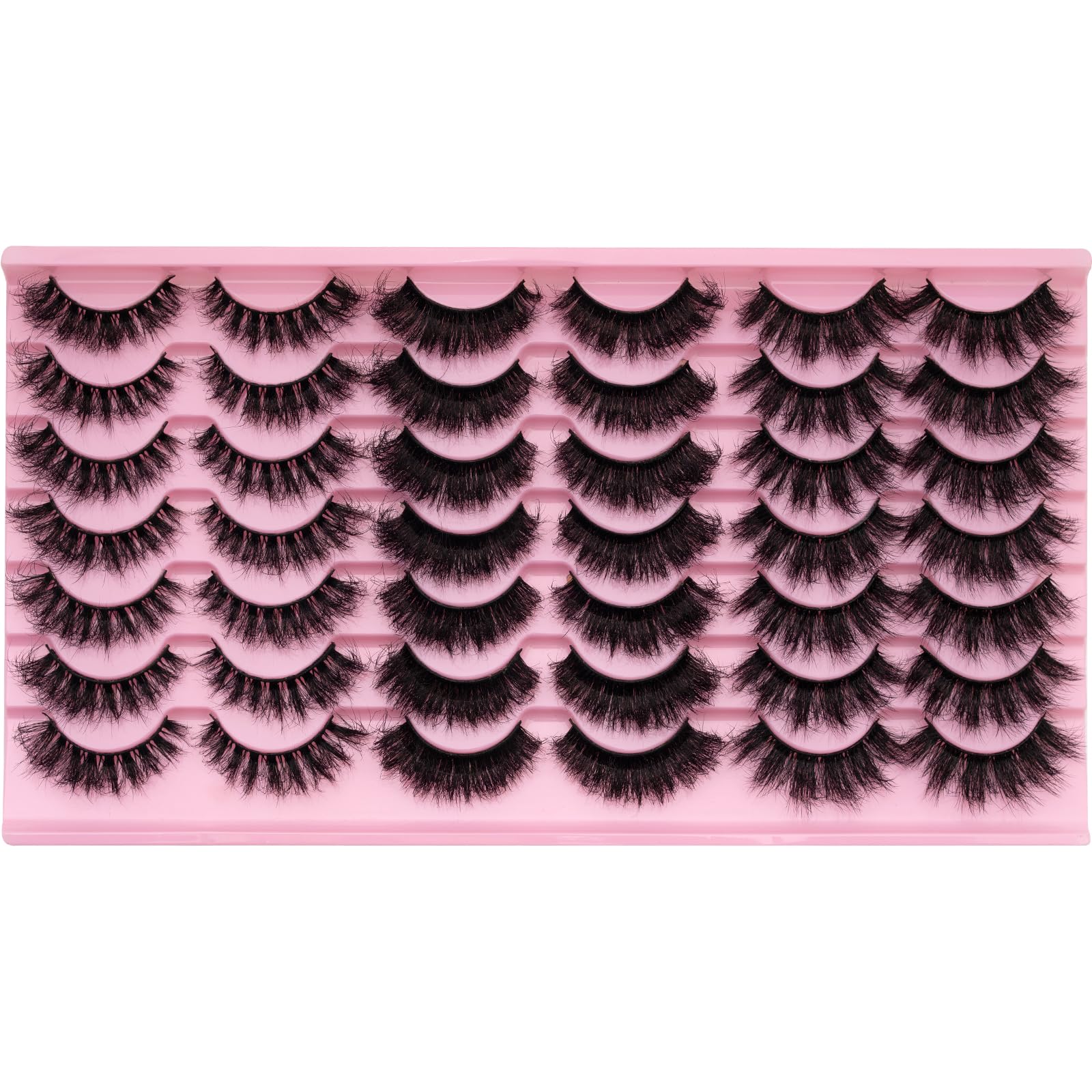 Leafmoon wispy mink lashes soft fluffy finish close-up