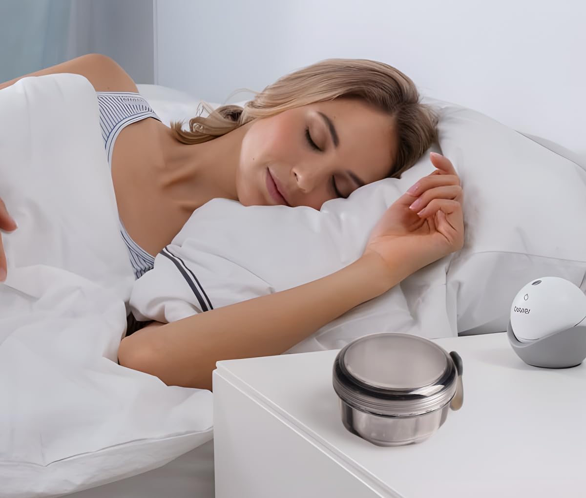 BPA-free food-grade plastic exterior and lid