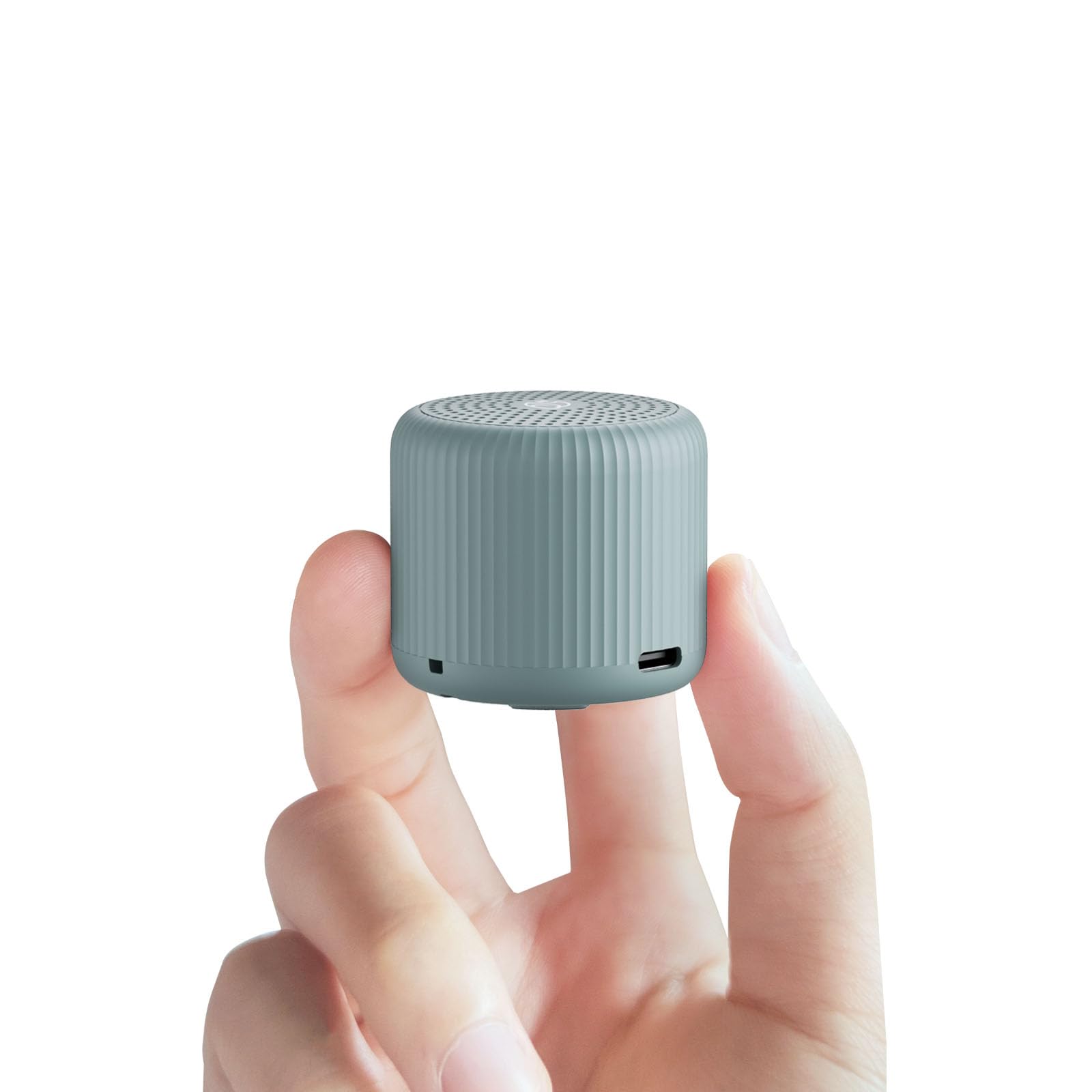 LEICEX white-noise mini travel-size unit demonstrates portable sleep aid for trips and naps.