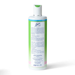 Lemisol Feminine Wash chamomile extracts close-up for soothing notes