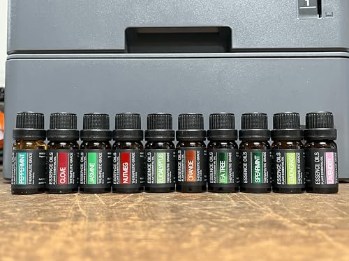Lemongrass essential oil bottle (10ml)