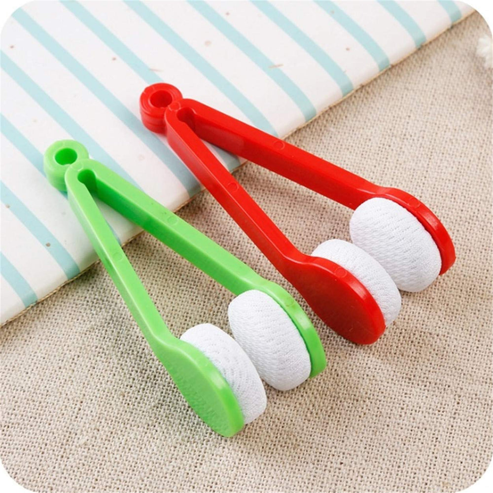 LERORO mini microfiber glasses cleaner clip - white color