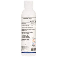 Close-up of Curcumin and Resveratrol ingredients label