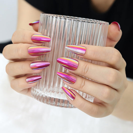 LISSMOMO press-on nails in short almond French tip for salon-quality at home.