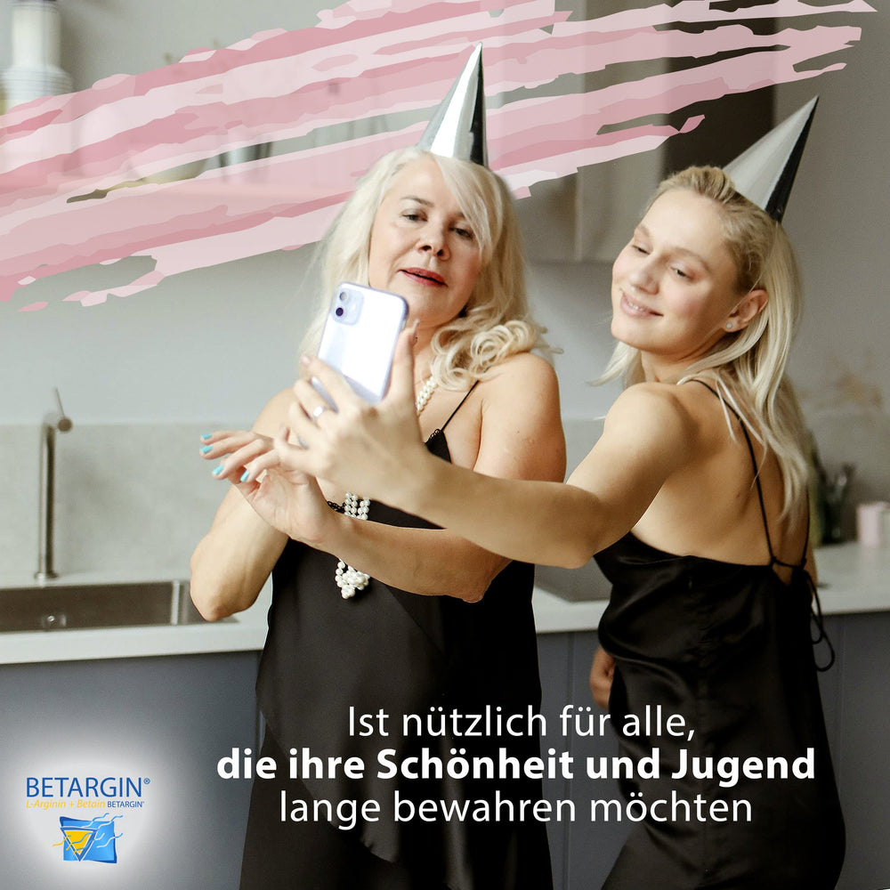 Close-up of Liver Cleanse Detox bottle and 10 ml bottles