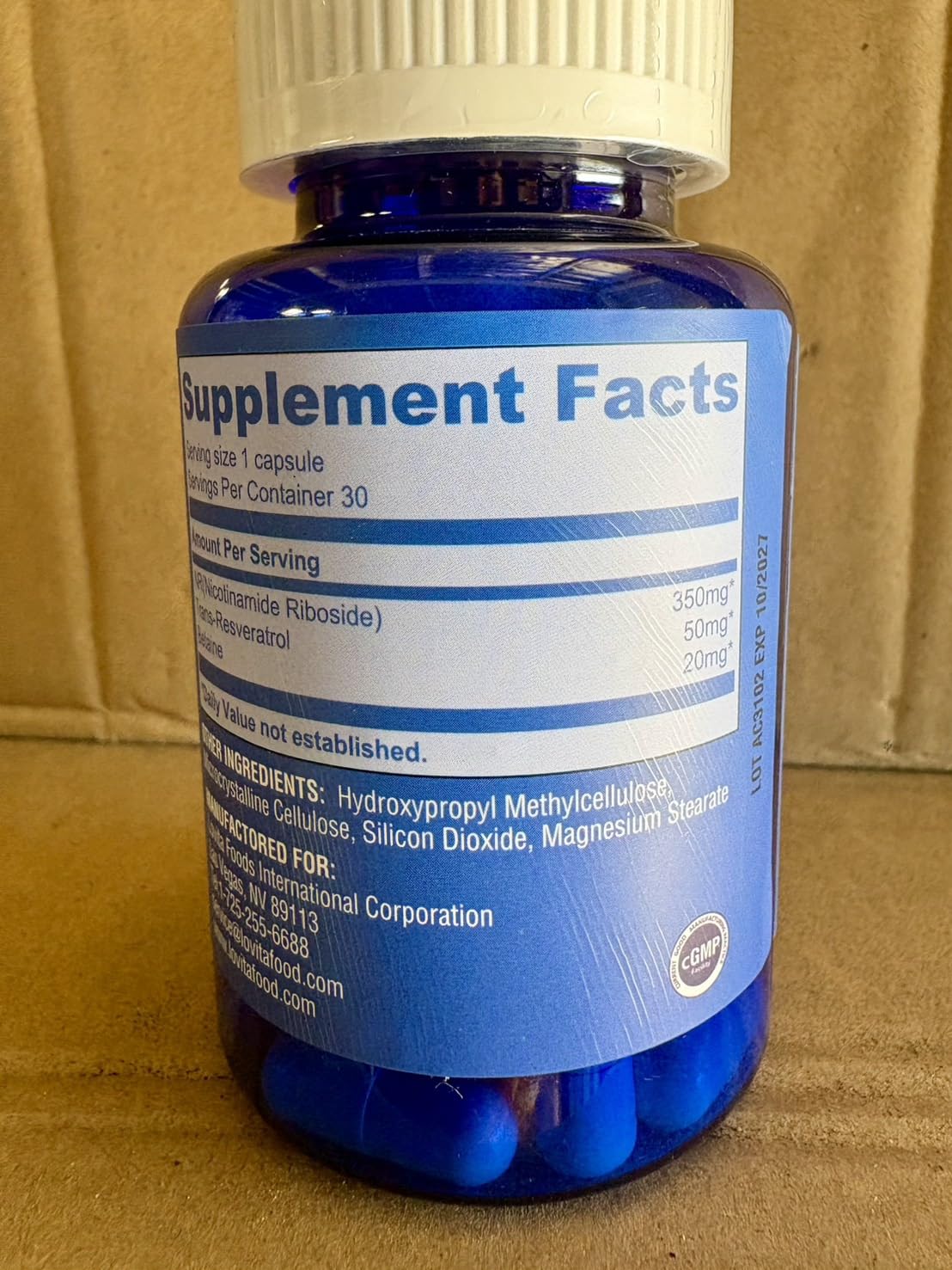 NAD+ boosting supplements with Trans-Resveratrol and Betaine