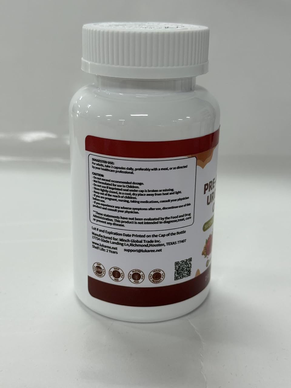 Close-up of Lukaree Urolithin A+ Complex ingredients