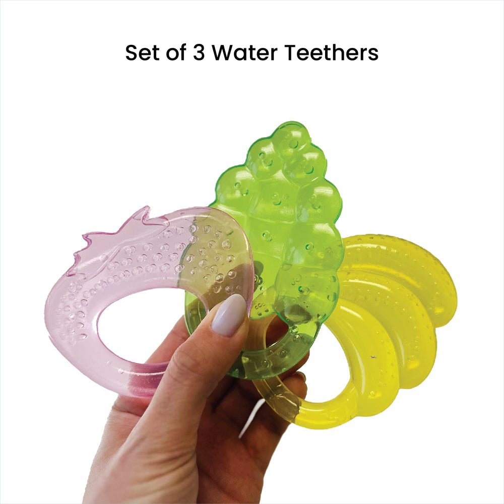 Lightweight ergonomic teether designed for small hands