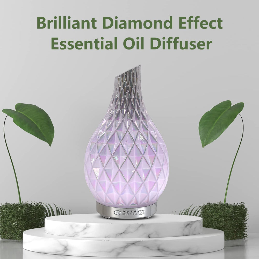 Quiet ultrasonic diffuser emitting mist with auto shut-off indicator