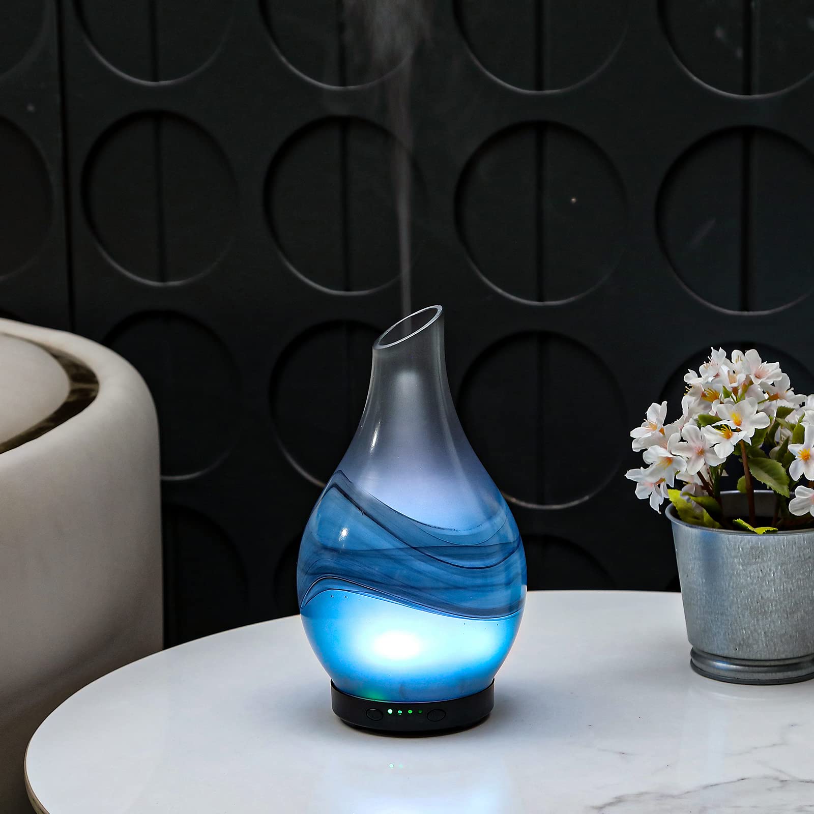 Diffuser displaying 7 color ambient lights