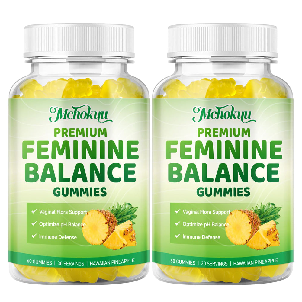 Pineapple slices with gummies for lifestyle shot