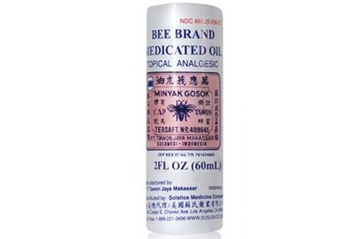 Bee Brand Medicated Oil Cap Tawon 2oz bottle