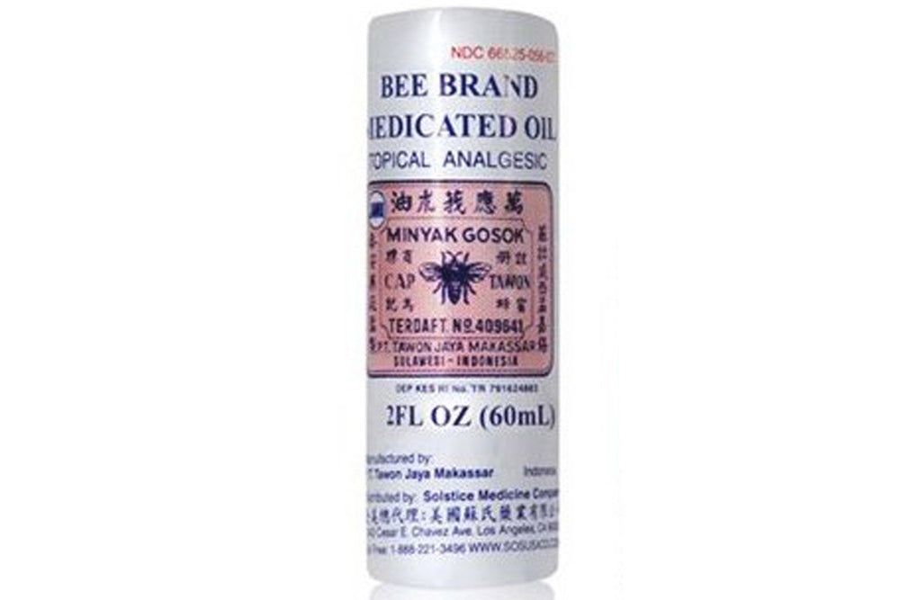 Bee Brand Medicated Oil Cap Tawon 2oz bottle