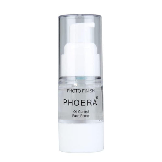 Meifen Phoera Primer texture swatch demonstrates even skin prep and pore minimization.