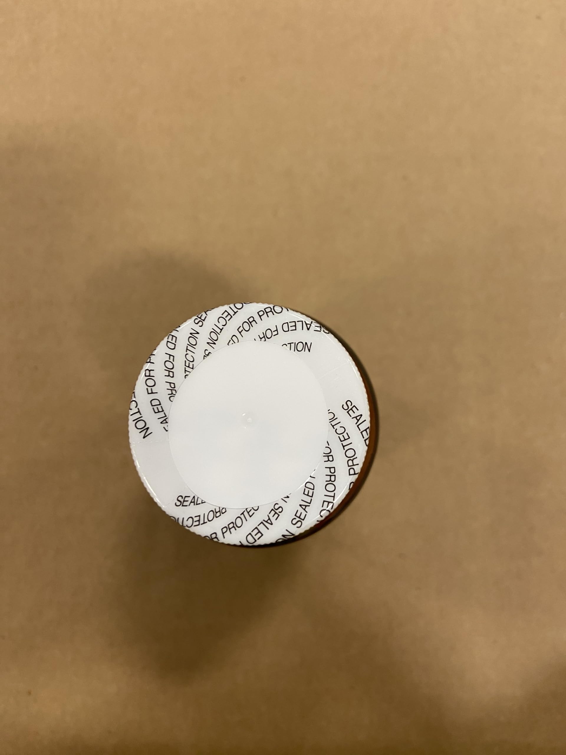 Gluten-free and vegetarian icons on Metagenics E-400 packaging