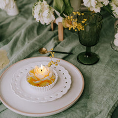 Mewealth Jasmine Candle offers long burn time for extended fragrance.