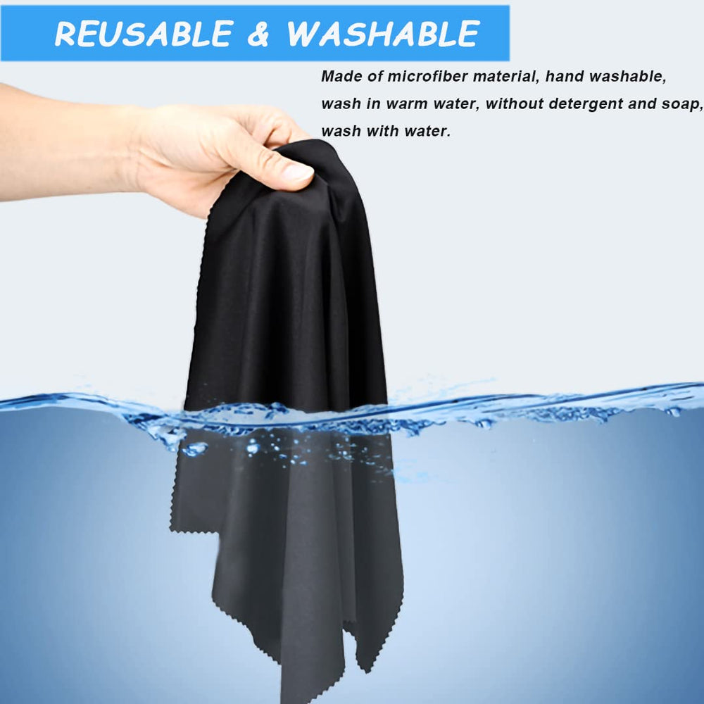 Close-up of microfiber cleaning cloths with 6x7 inch size