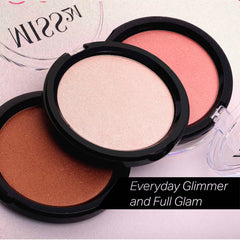 MISS2M Chic Bright velvety baked powder texture for easy blending.