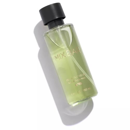 MIX:BAR Pear Blossom mist dispense, easy to spritz for a fruity floral lift.