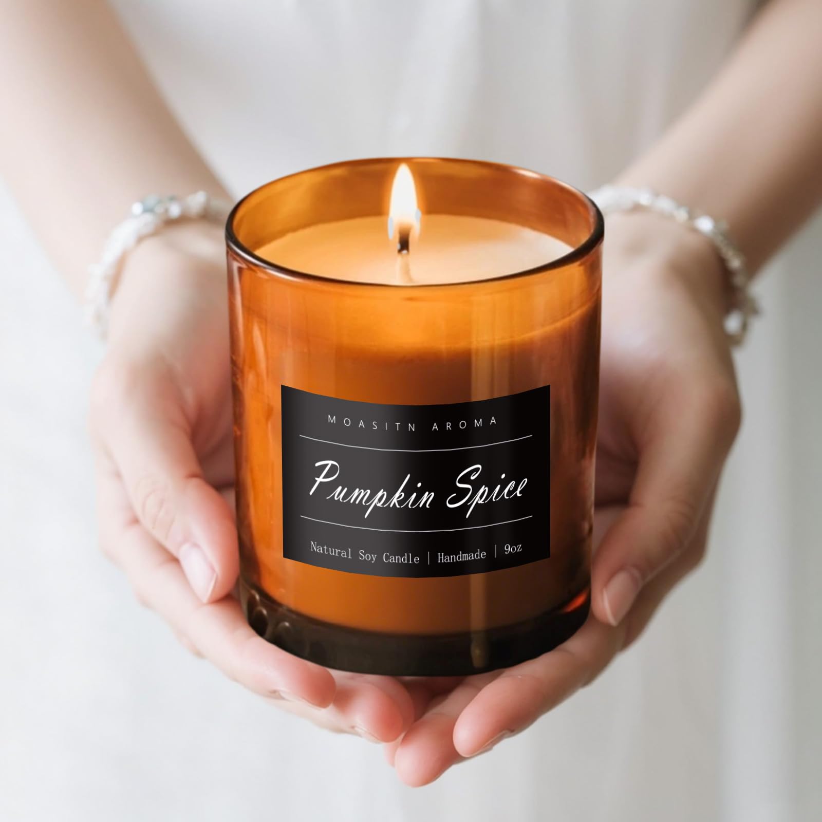 MOASITN Pumpkin Spice candle jar back view