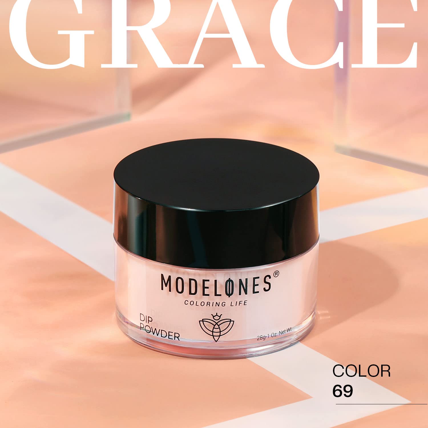 Modelones natural shine achieved with translucent nude dip powder