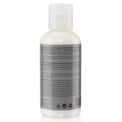 MOEHAIR Hair Guard lather action demonstrates natural volumizing lift.