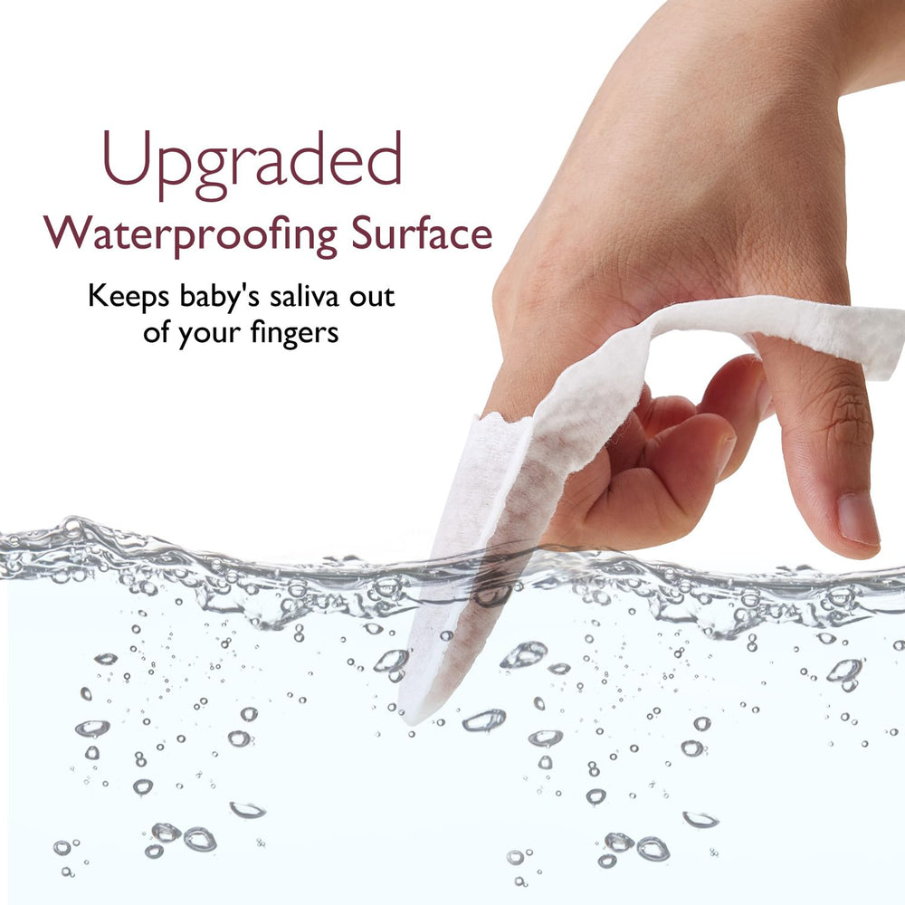 Momcozy baby tongue cleaner with water-resistant layer