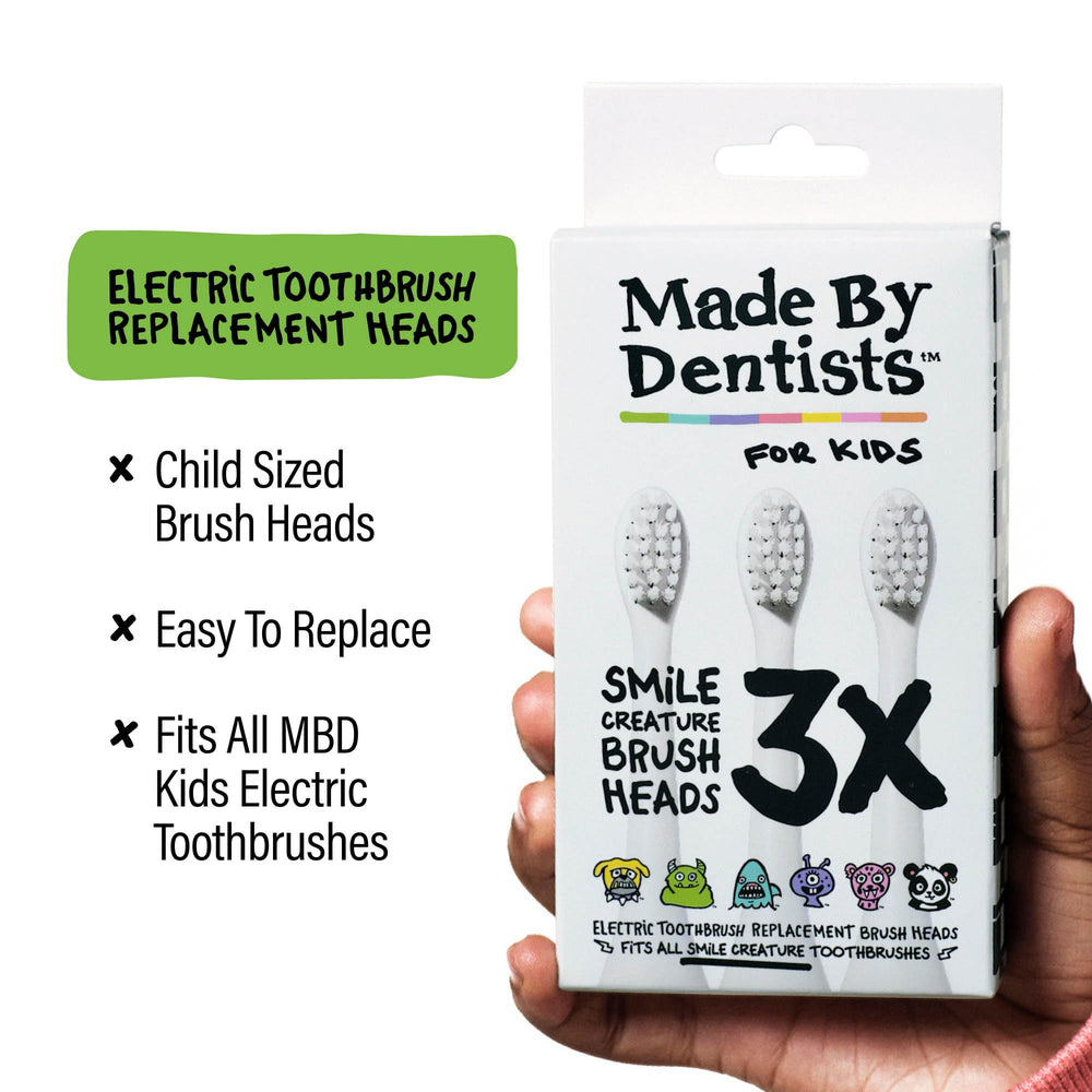 Box with six replacement brush heads for the toothbrush