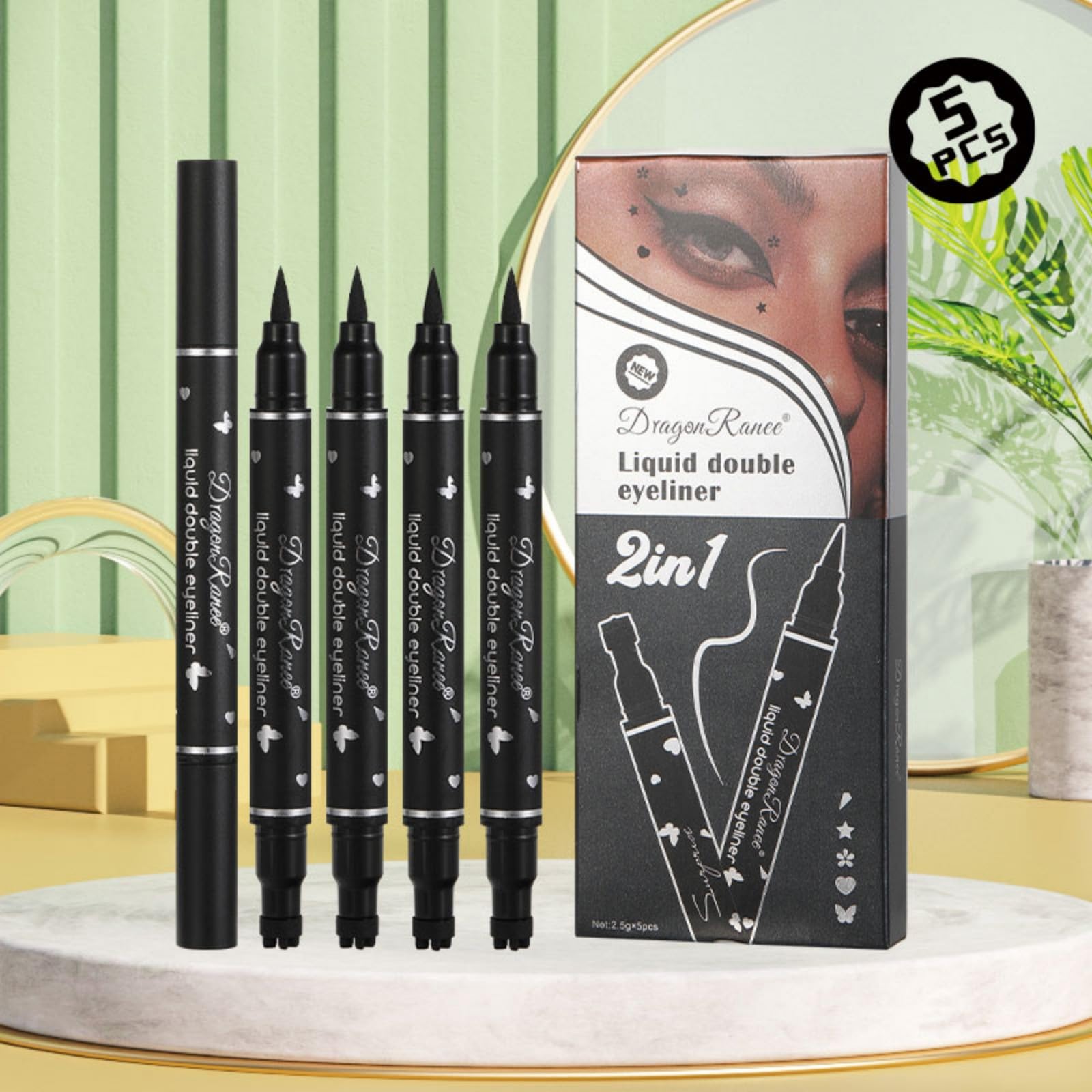 MooGlamor elegant gift box suitable for gifting makeup lovers.
