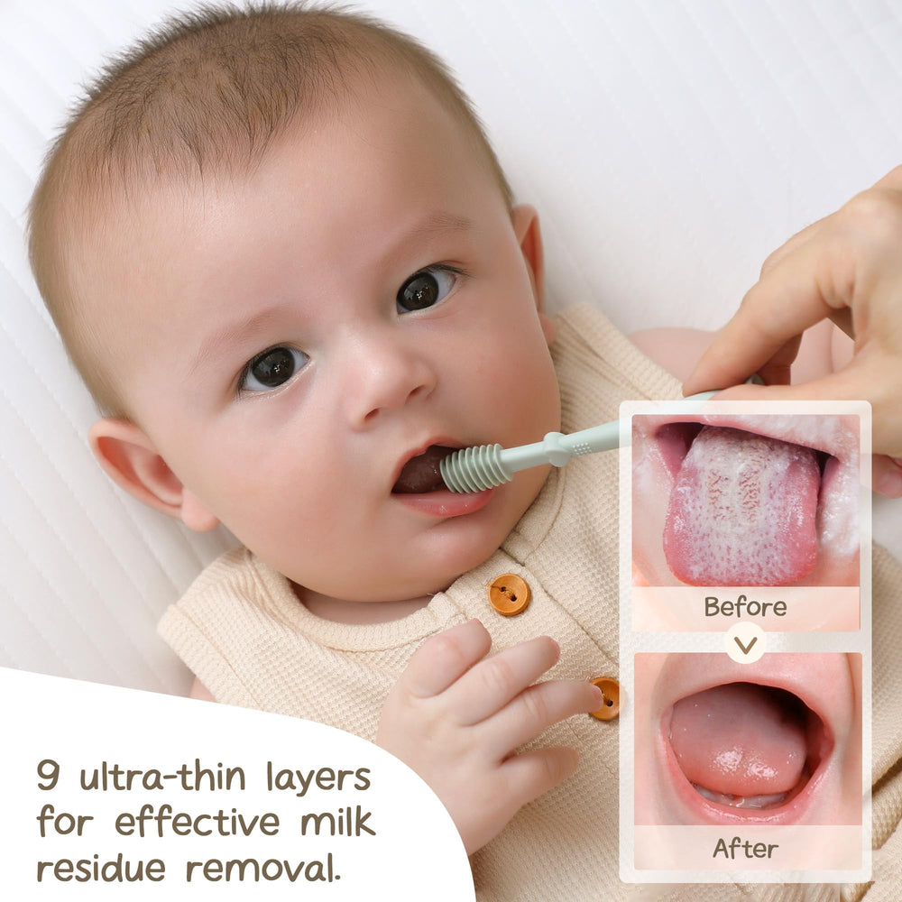 Moonkie Baby finger toothbrush mint – side angle