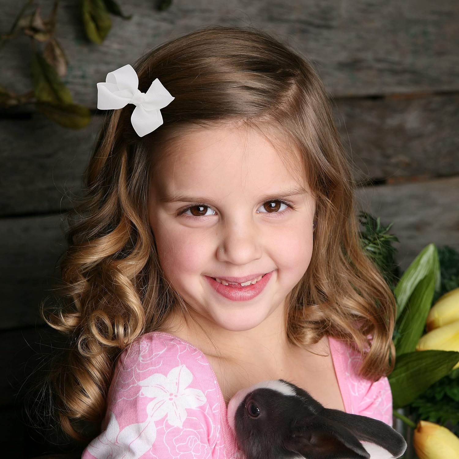 Motique hair bows with sturdy clips, ideal for active kids.
