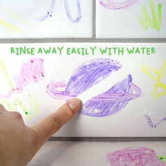 Mr. Bubble carrying case keeps paints organized between uses
