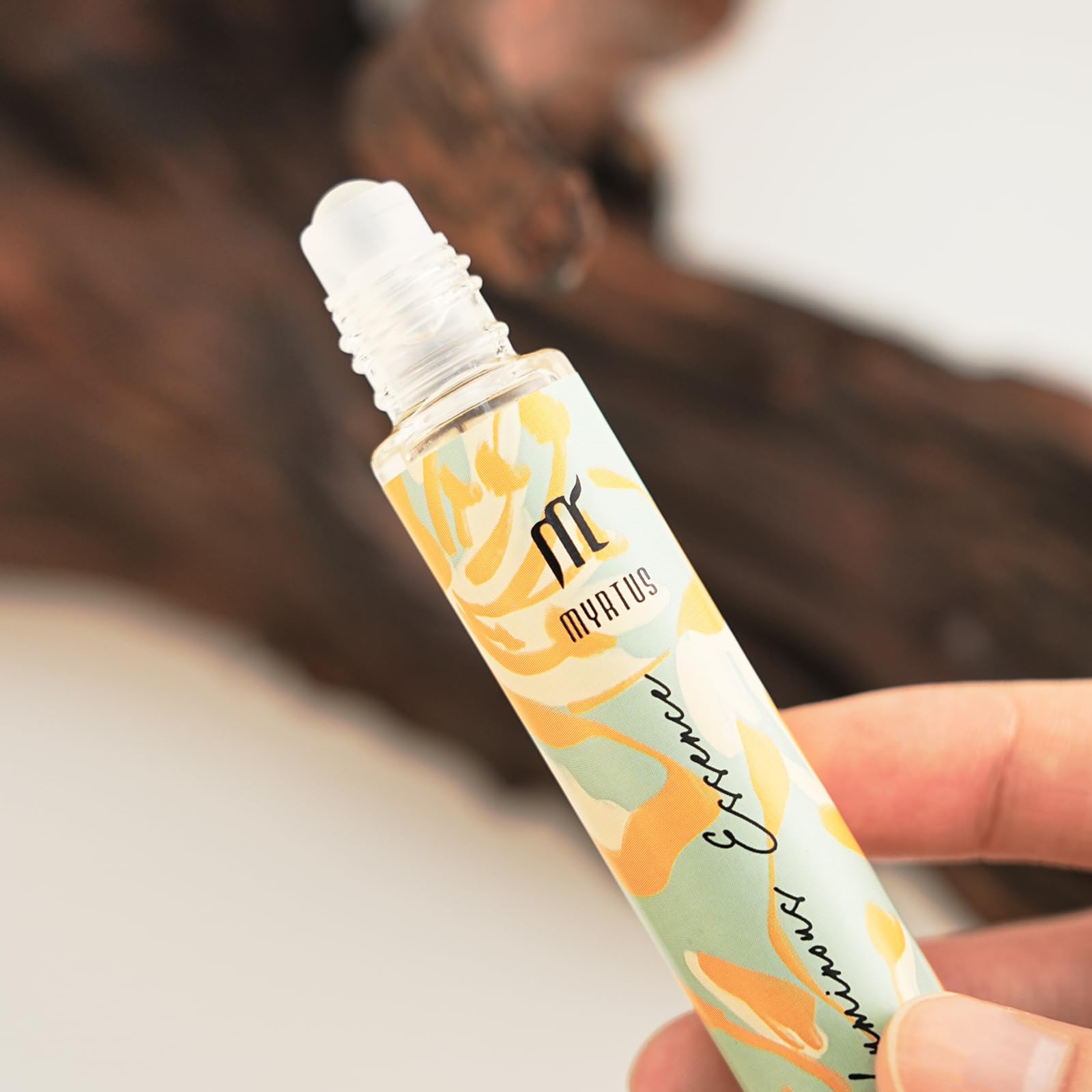 MYRTUS perfume roll-on daylight scene suggests fresh daily wear.
