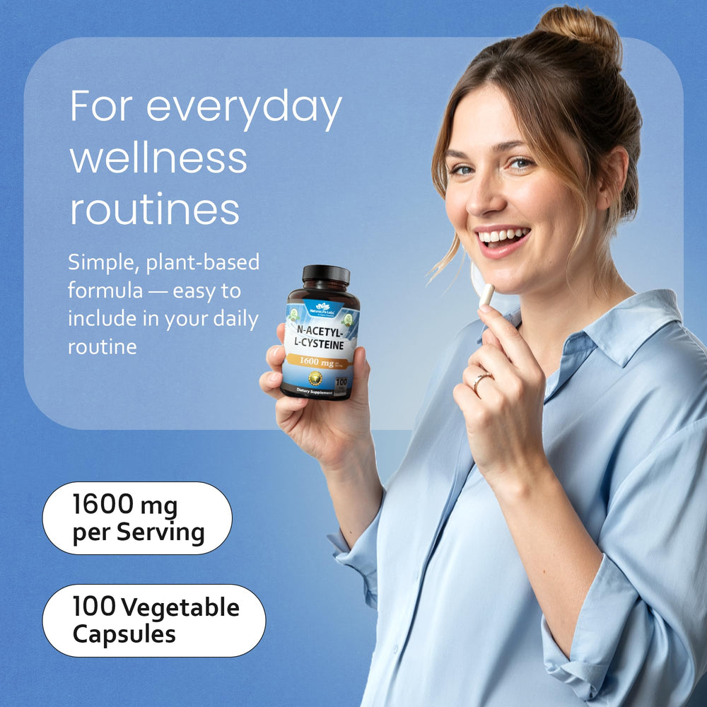 NaturaLife NAC capsules spilling from bottle