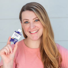 Natural alcohol-free mouthwash formula with essential oils