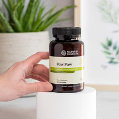 Label detail shows acetogenin-rich extract and standardized quality.