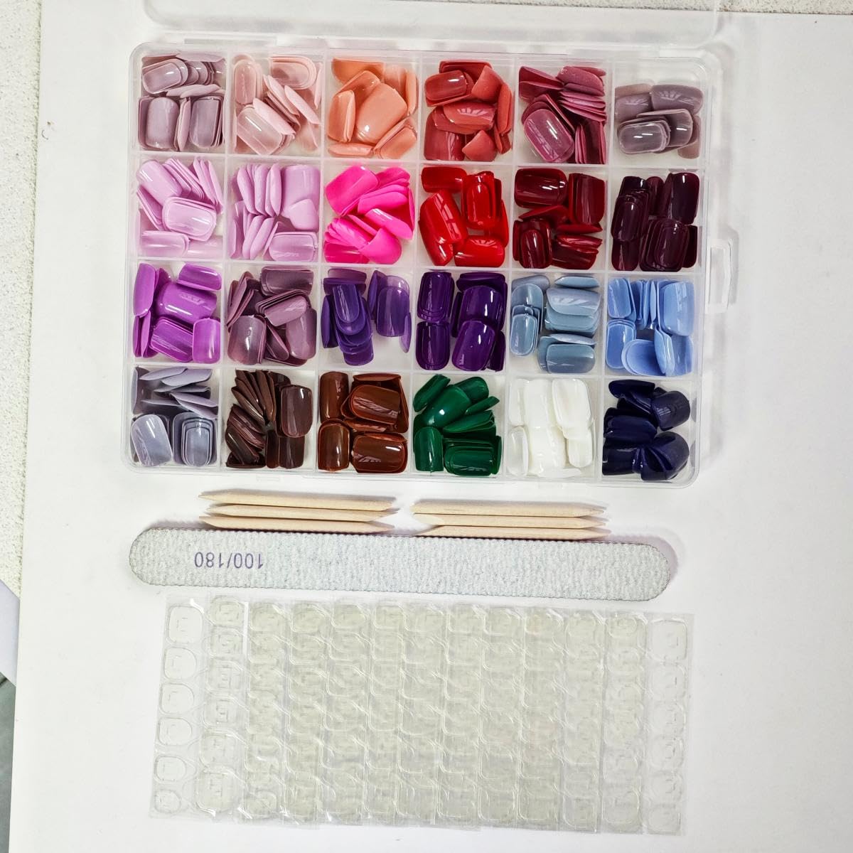 NBNTGH easy-application press-on nails, trim-to-fit for personalized comfort.