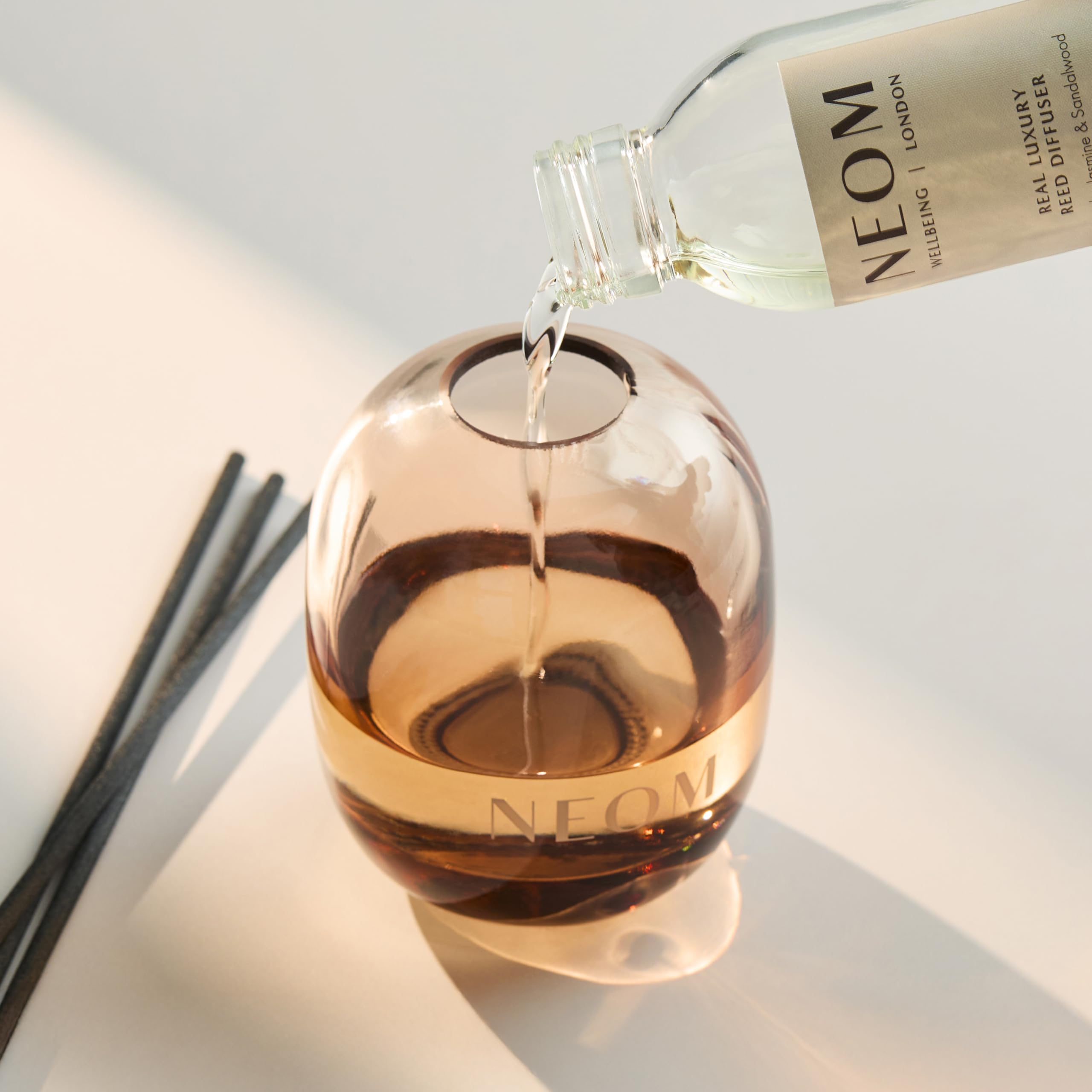 100ml refill bottle for NEOM diffuser with lavender, jasmine and sandalwood