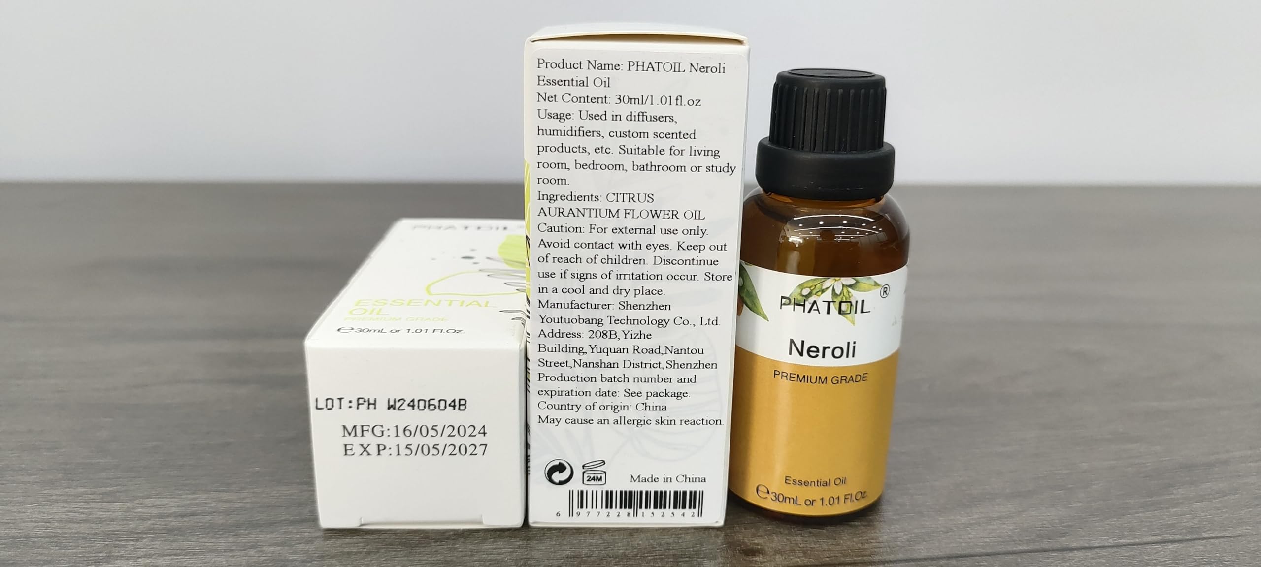 Bath bomb making with Neroli essential oil