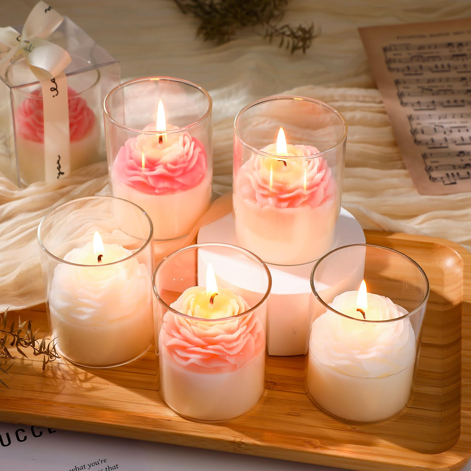 Nuanchu lavender-scented soy candle for relaxing aromatherapy.