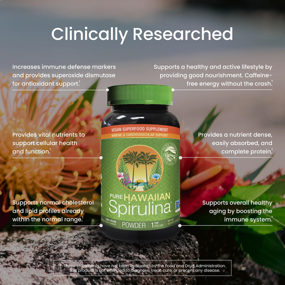 Vitamin-rich spirulina powder with nutrient highlights