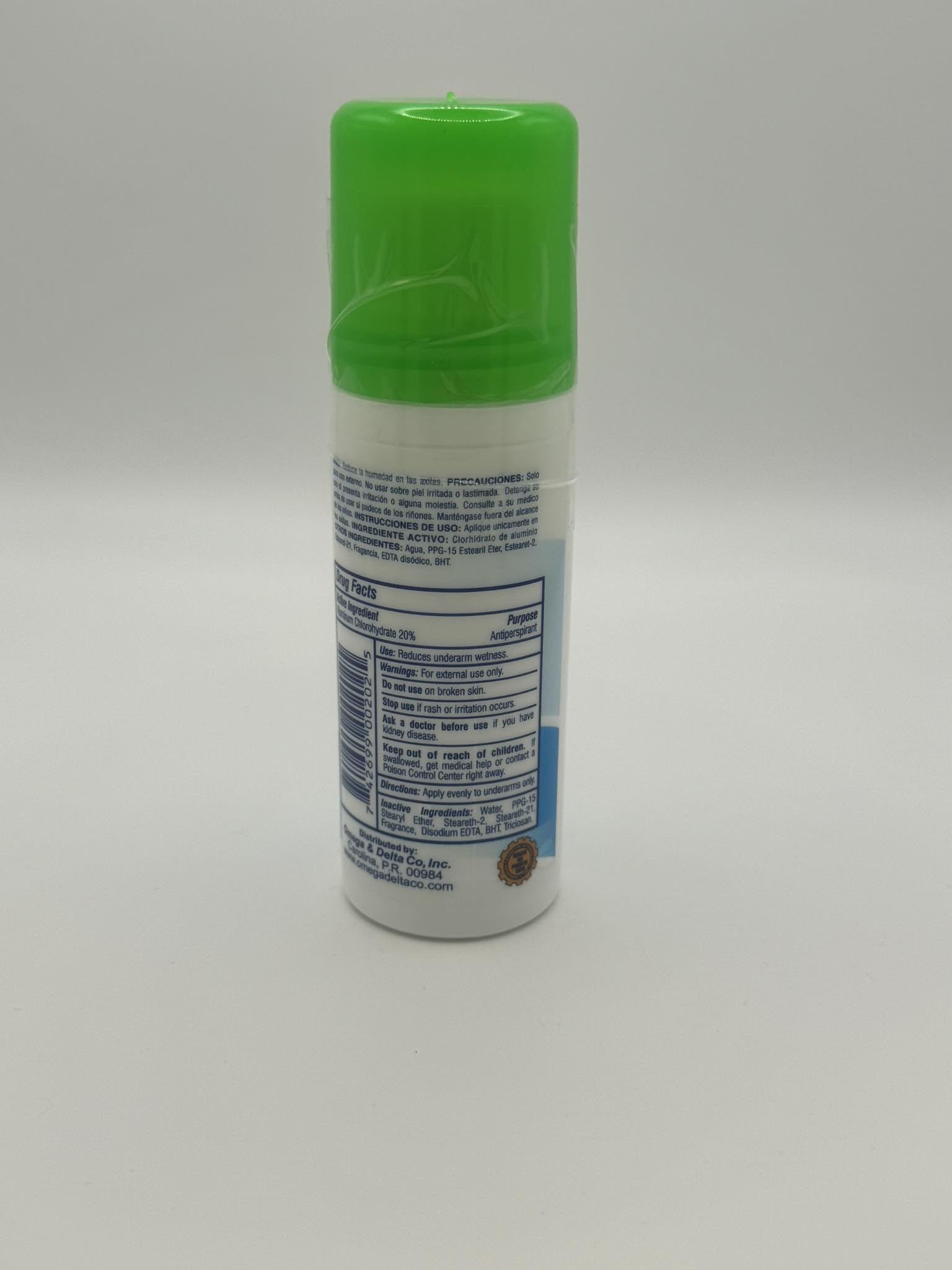 ODORONO deodorant powder shown in use for dry underarms
