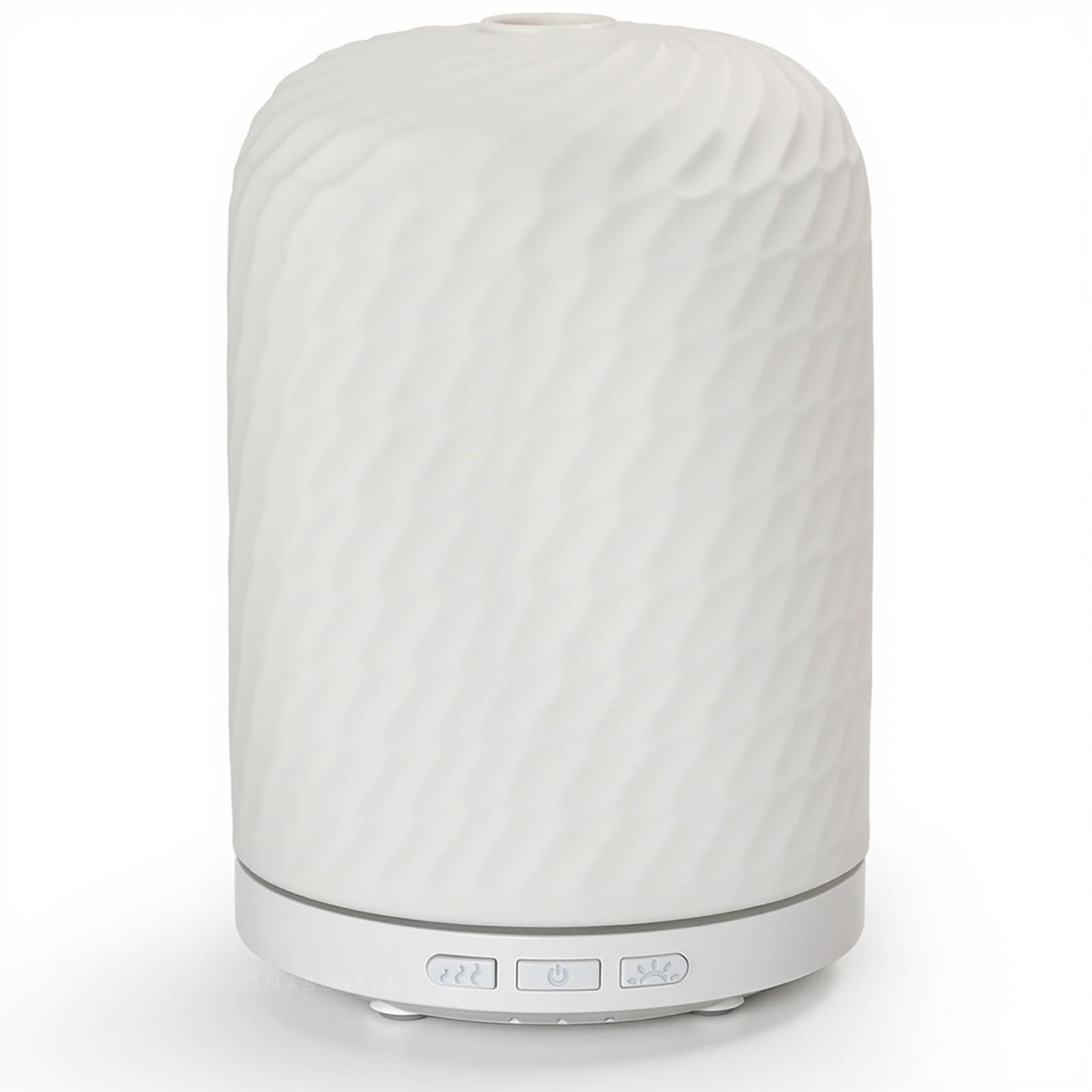 Packaging with diffuser, USB cable, and manual
