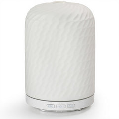 Packaging with diffuser, USB cable, and manual
