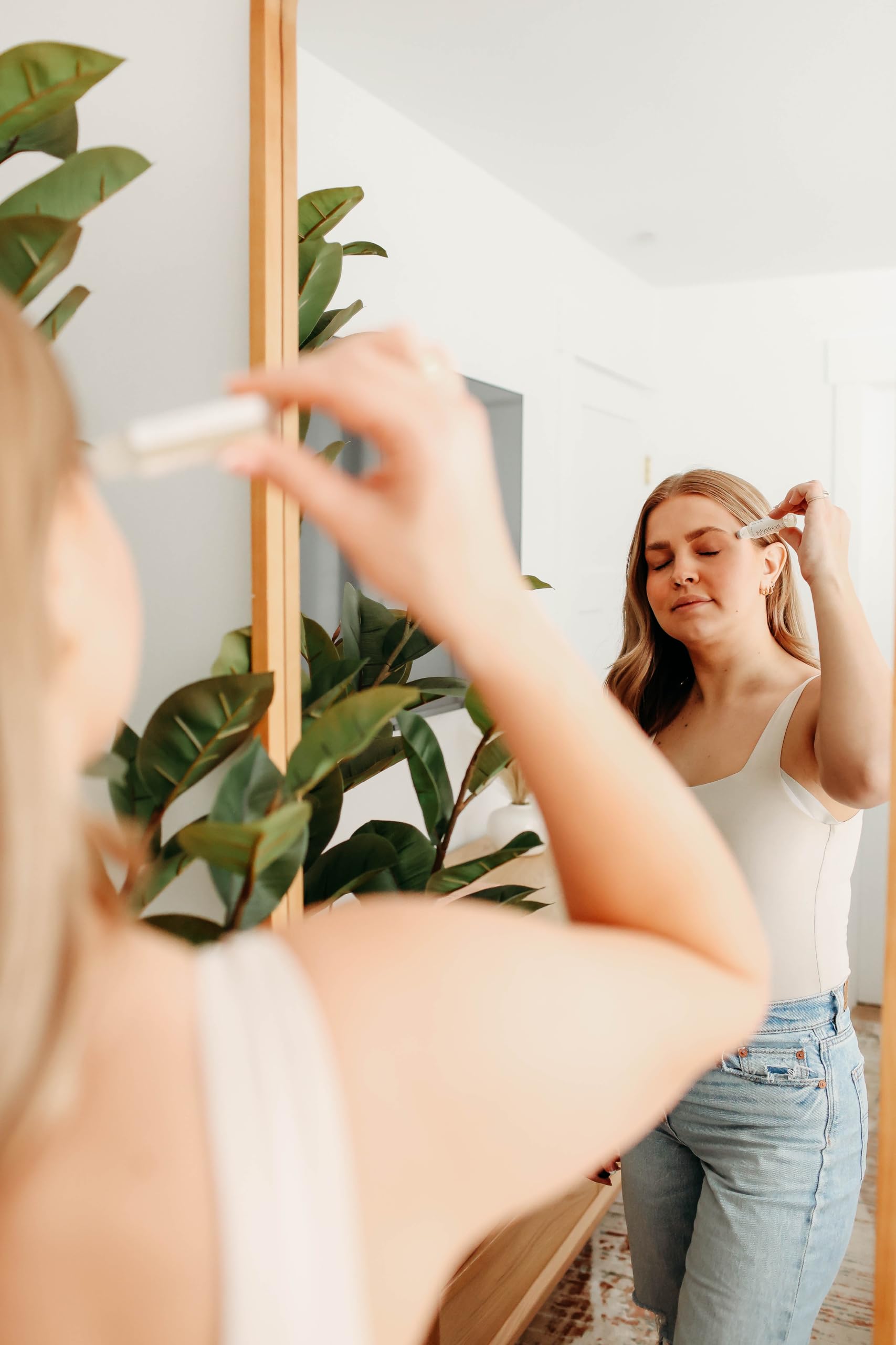 Onehappykale travel-size 10ml bottle ideal for on-the-go relief